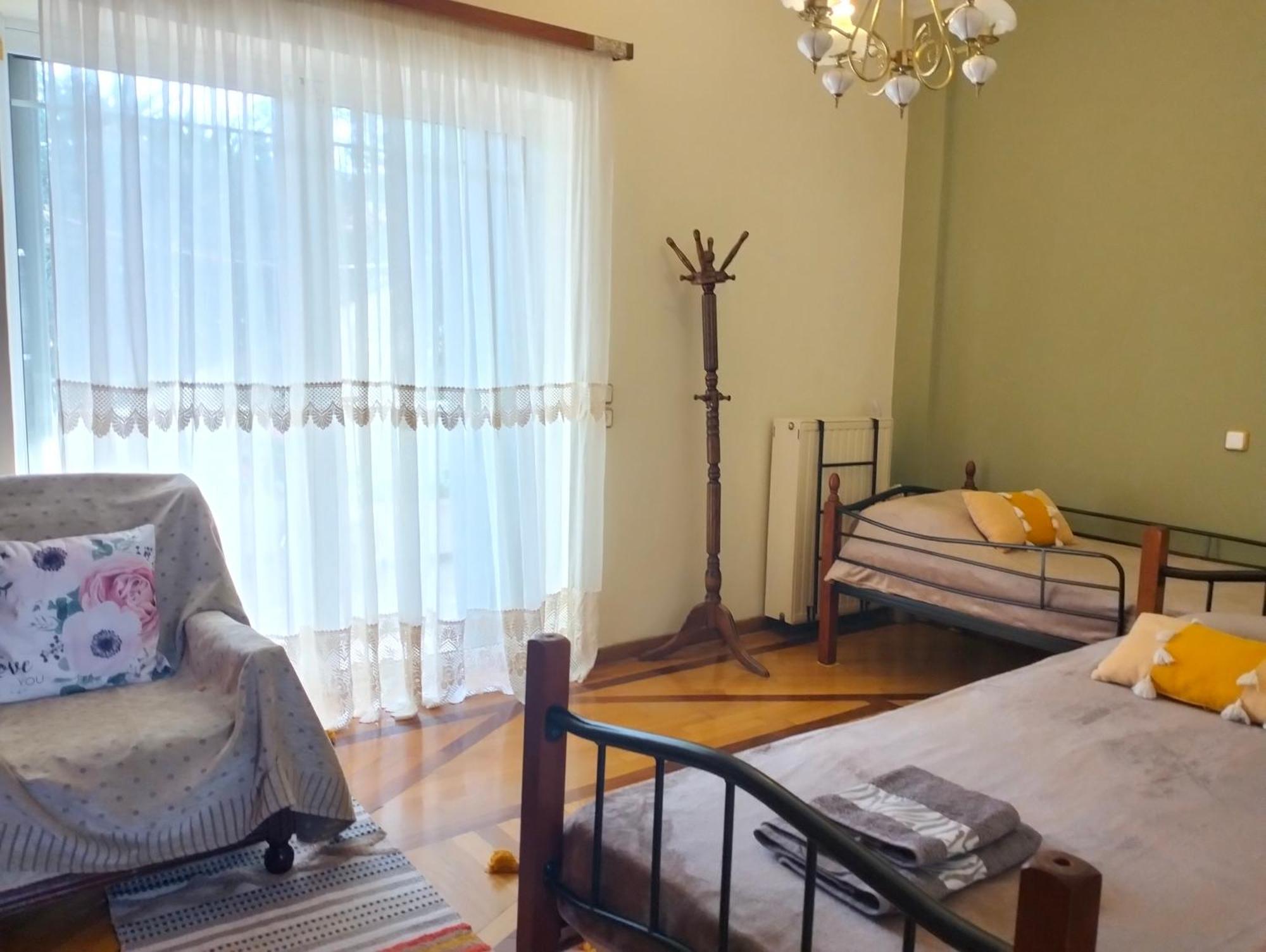 The Nearest Apt To The Airport 아르테미다 외부 사진